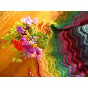 Interlocking Colours Ripple Blanket